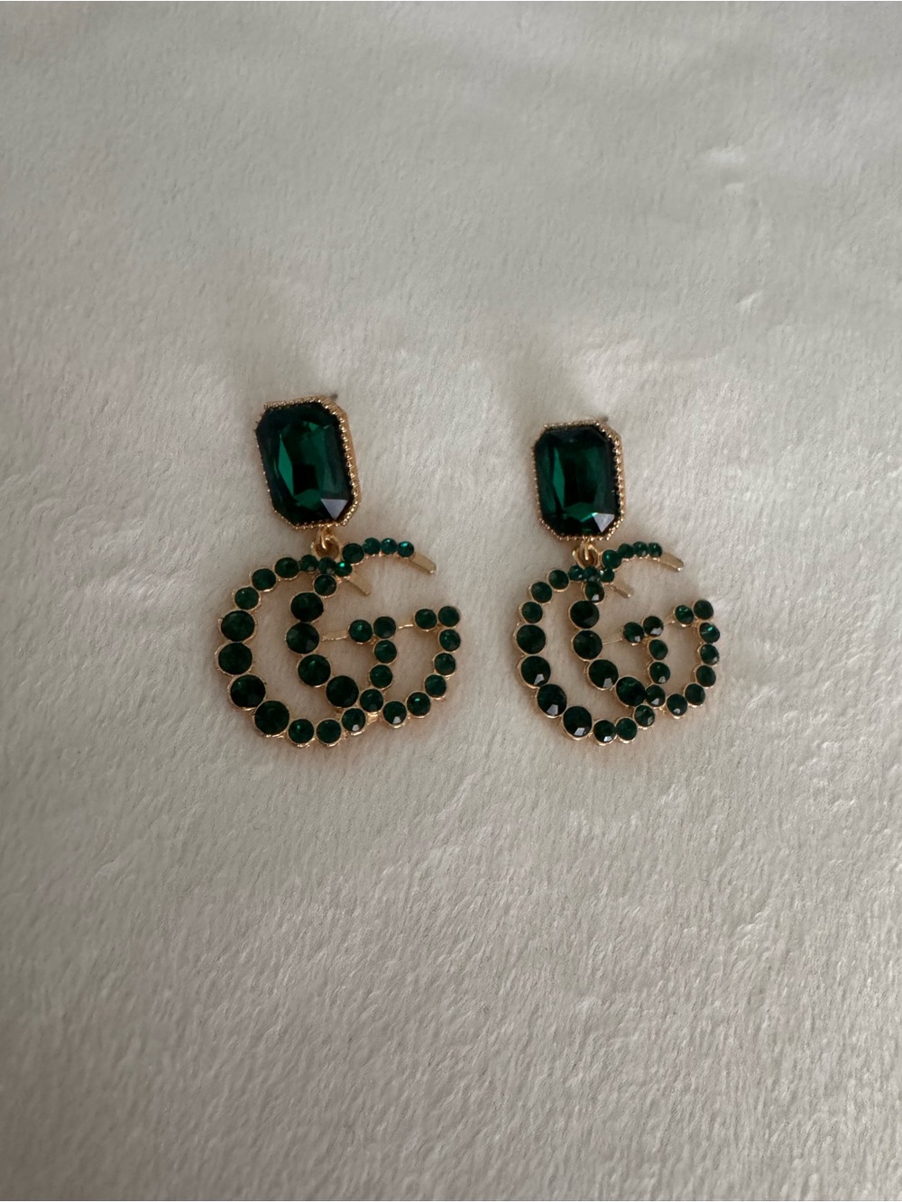 Emerald GG Drop Earrings - Picture 5 of 10
